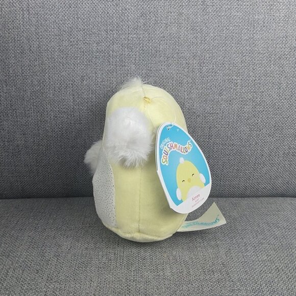Squishmallows Aimee the Chick with Glitter Belly 5" - Picture 2 of 7